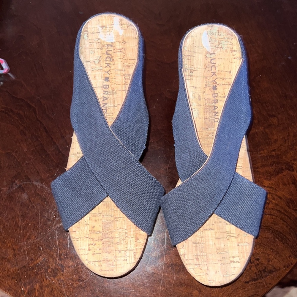 Lucky brand wedge sandals